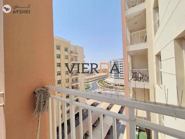 Mazaya 5, Queue Point, Liwan, Dubai