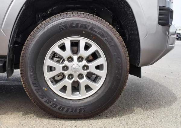 Mitsubishi L200 Mitsubishi L200 / Triton GLX 4WD 2.4L Diesel MT High Line