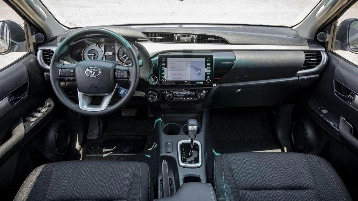 Toyota Hilux Toyota Hilux 2.4L Diesel AT 4x4 Full Option 2025-10-10