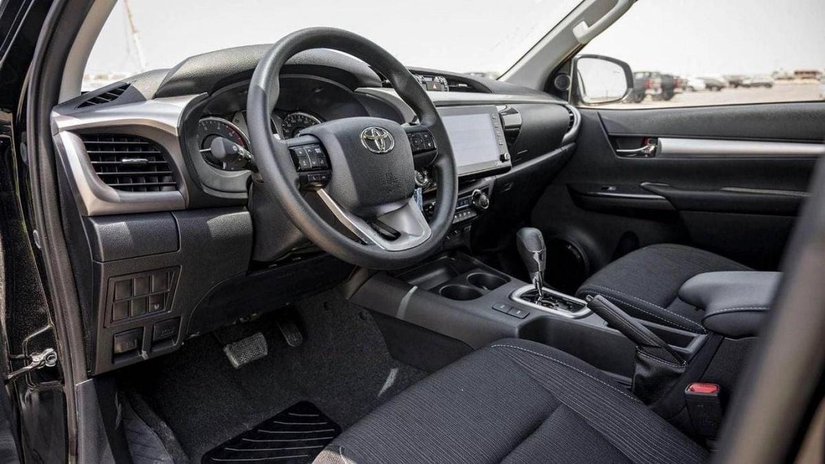 Toyota Hilux Toyota Hilux 2.4L Diesel AT 4x4 Full Option 2025-14-14