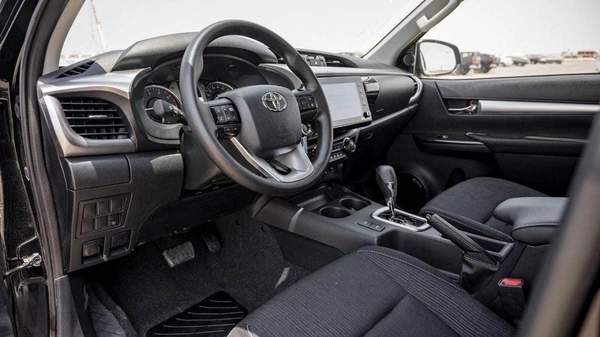 Toyota Hilux Toyota Hilux 2.4L Diesel AT 4x4 Full Option 2025