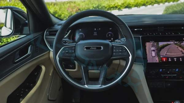 2025 JEEP GRAND CHEROKEE LIMITED PLUS LUXURY 4X4 GCC With 3Yrs or 60K Km Warranty At Official Dealer