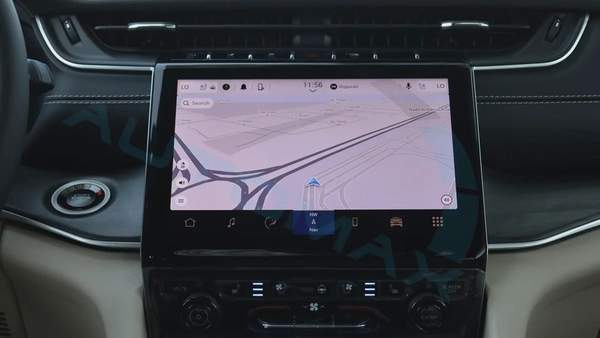 2025 JEEP GRAND CHEROKEE LIMITED PLUS LUXURY 4X4 GCC With 3Yrs or 60K Km Warranty At Official Dealer