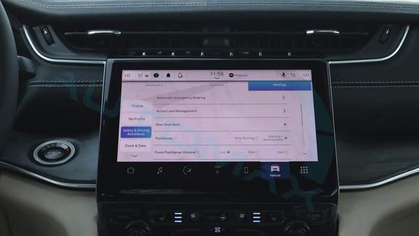 2025 JEEP GRAND CHEROKEE LIMITED PLUS LUXURY 4X4 GCC With 3Yrs or 60K Km Warranty At Official Dealer