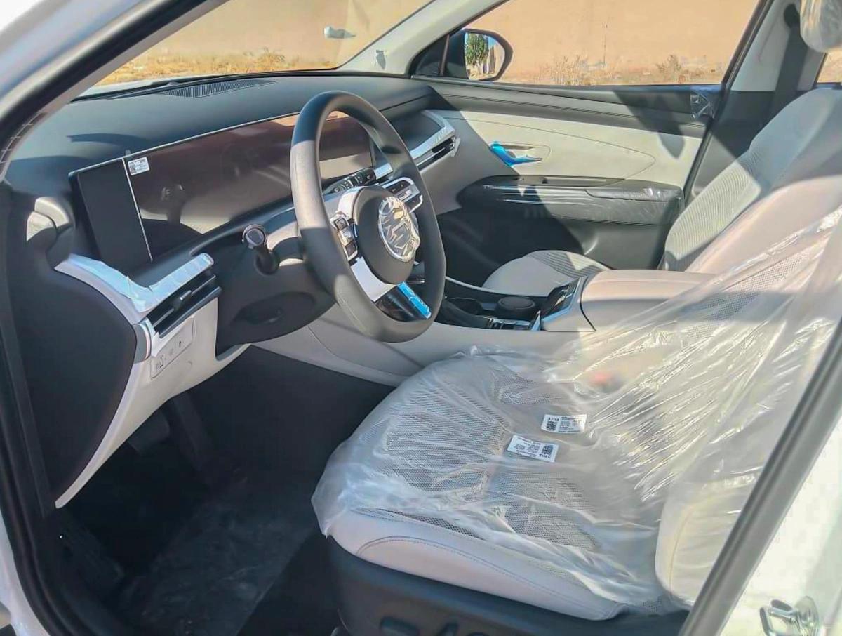 HYUNDAI TUCSON 2.0 MPI PLUS 2WD | 2025 | EXPORT READY-7-7
