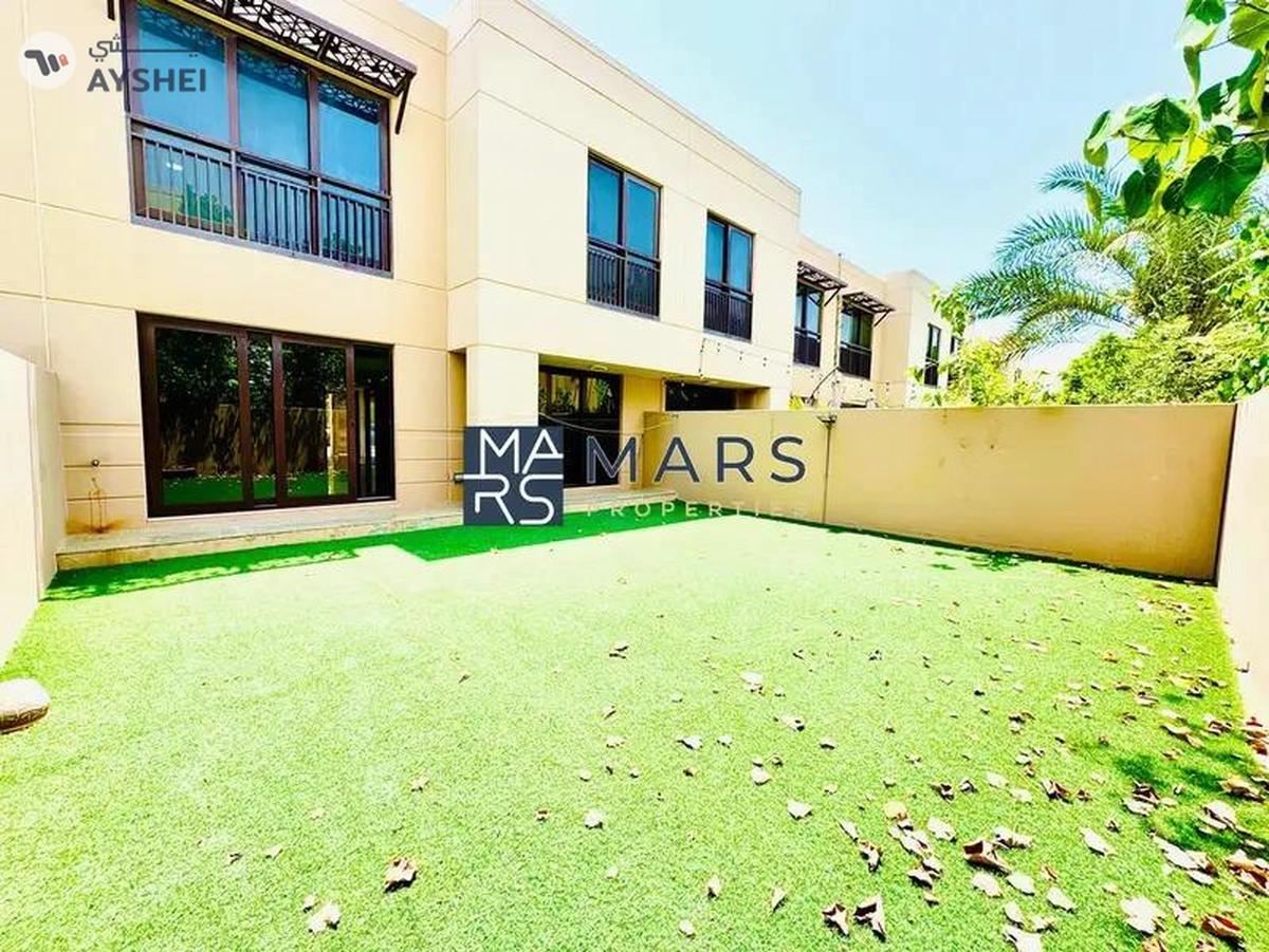 Middle Unit | Prime Location | Ready To Move-0-landscape