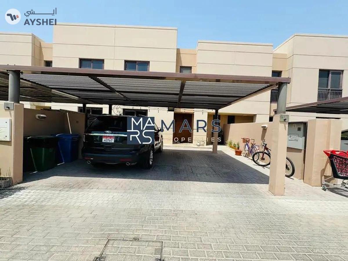 Middle Unit | Prime Location | Ready To Move-1-1