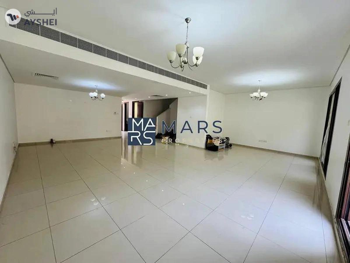 Middle Unit | Prime Location | Ready To Move-1-landscape