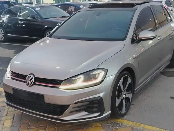 فولكسفاغن جولف GTI MK7 2018 خليجي