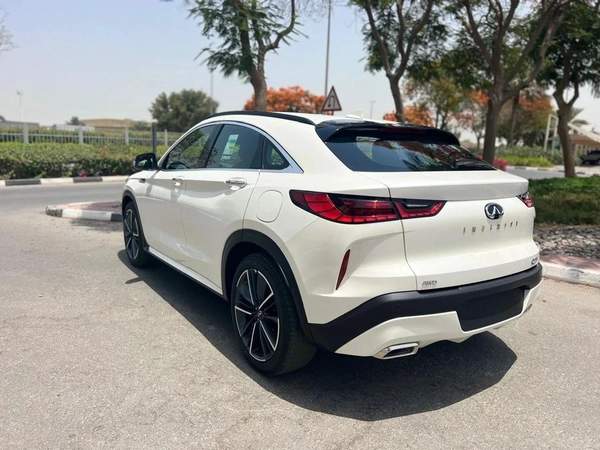 Infiniti QX55