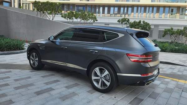 2023 Genesis GV80 Royal-Full option 3.5L/6 cyl-Excellent Condition