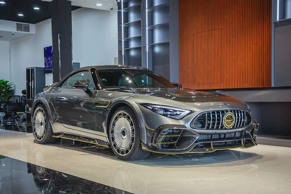 MERCEDES-BENZ SL63 AMG Bi-Turbo / 2022 / 3 YEARS WARRANTY N SERVICE AVAILABLE
