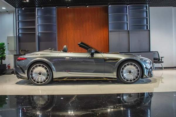 MERCEDES-BENZ SL63 AMG Bi-Turbo / 2022 / 3 YEARS WARRANTY N SERVICE AVAILABLE