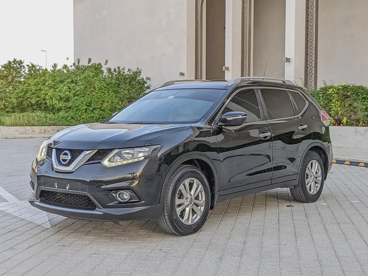 Nissan X-Trail GCC MID Option With 4WD Premium Condition Low Km Car Perfect For Family-0-0