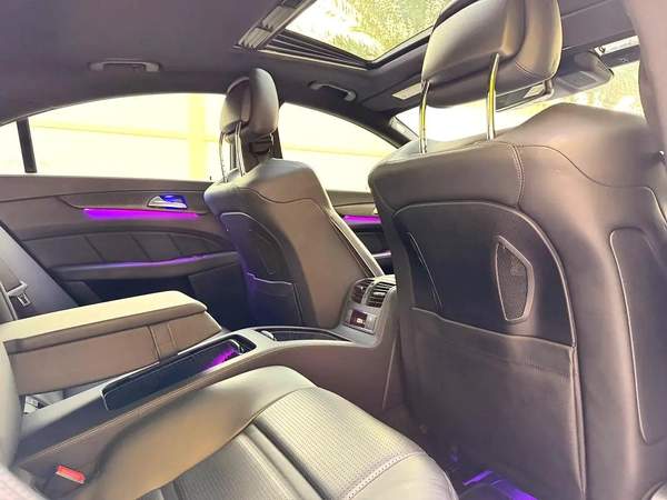 Mercedes Benz CLS 63 AMG FREE ACCIDENT UNDER WARRANTY