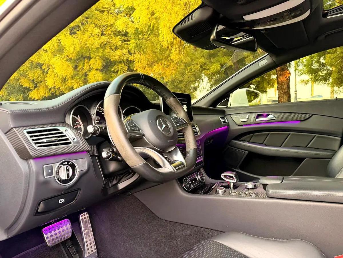 Mercedes Benz CLS 63 AMG FREE ACCIDENT UNDER WARRANTY-11-11
