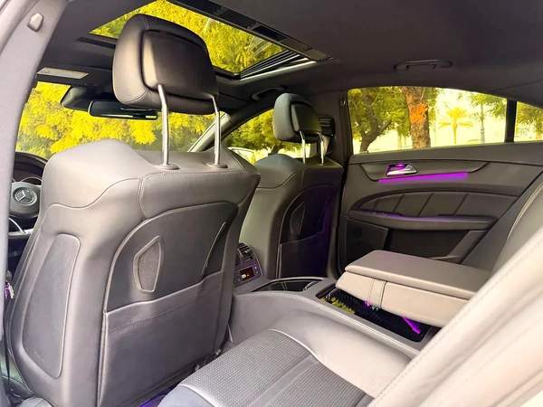 Mercedes Benz CLS 63 AMG FREE ACCIDENT UNDER WARRANTY