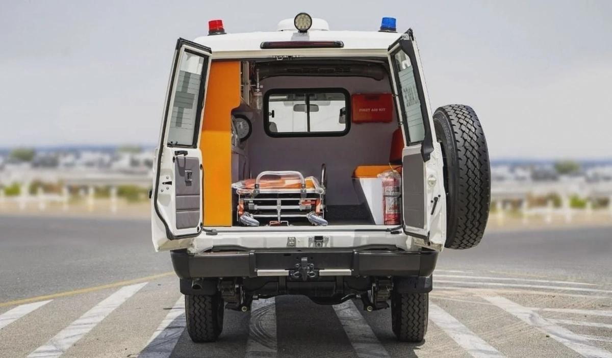Toyota Land Cruiser 70 Toyota land cruiser Hardtop LC 78 4.2L ambulance MY2024-7-7
