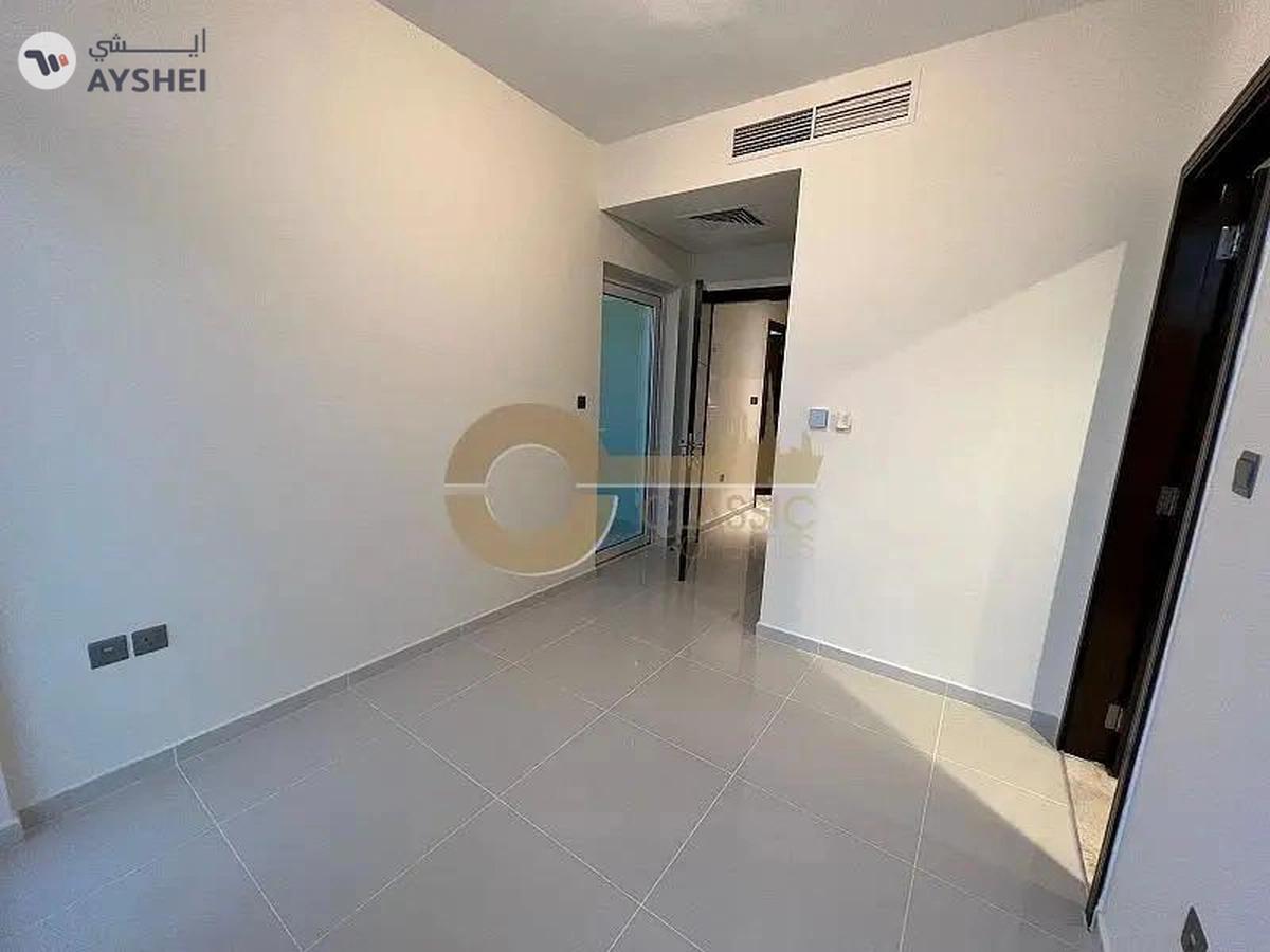 Great Deal | 3 Bed Villa | Open Kitchen| Terrace-10-10