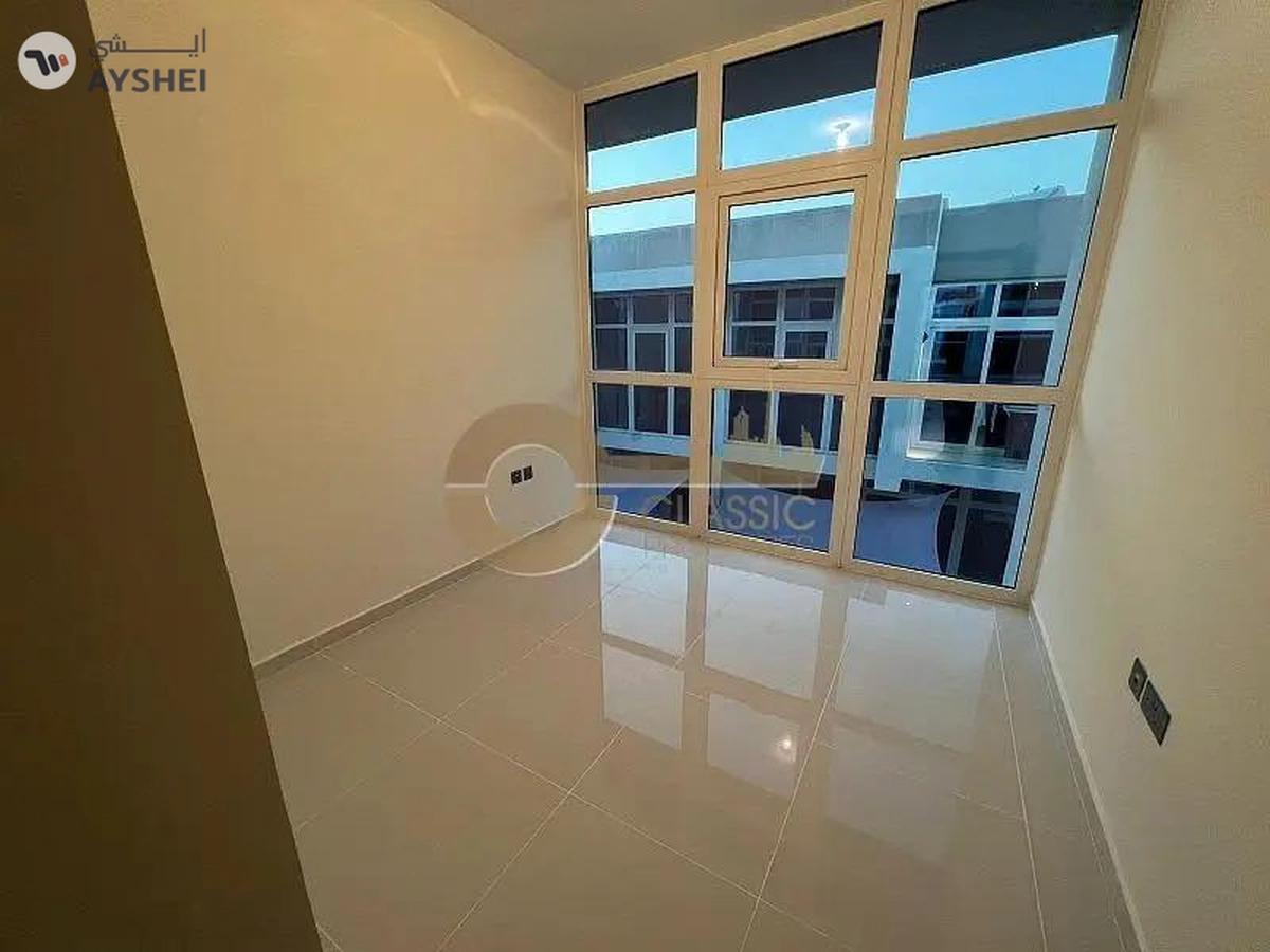 Great Deal | 3 Bed Villa | Open Kitchen| Terrace-8-8