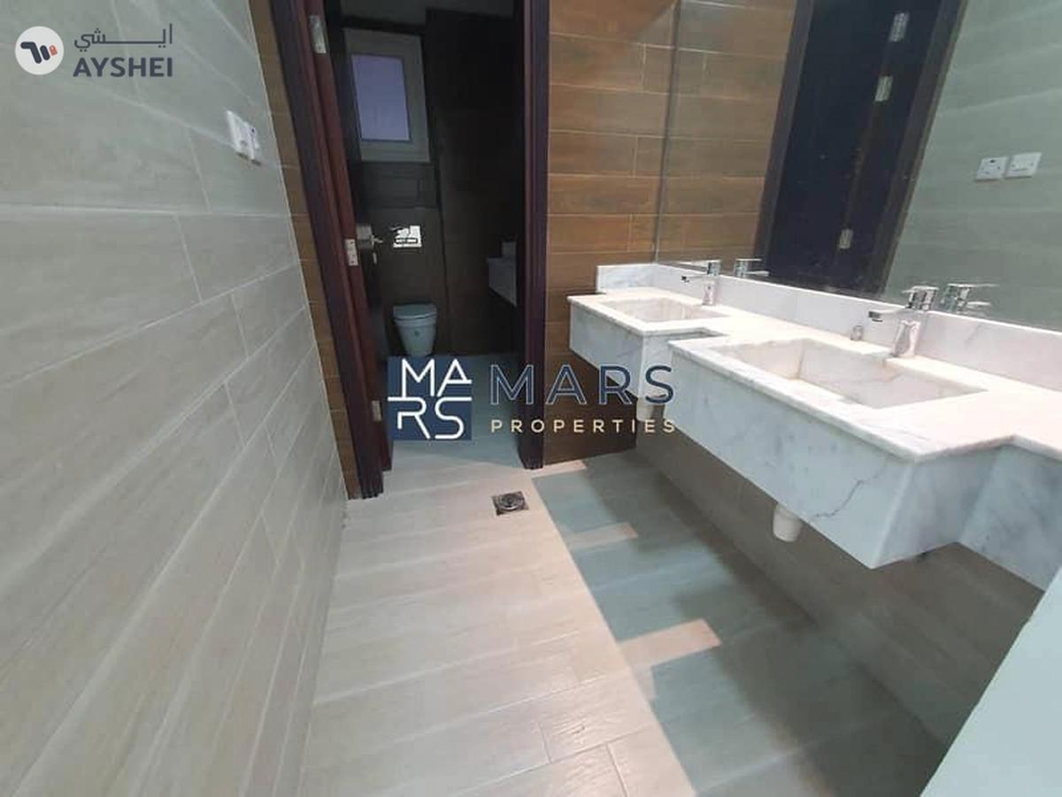 Specious Villa | Modren Finishing Availabile At Prime location-14-14