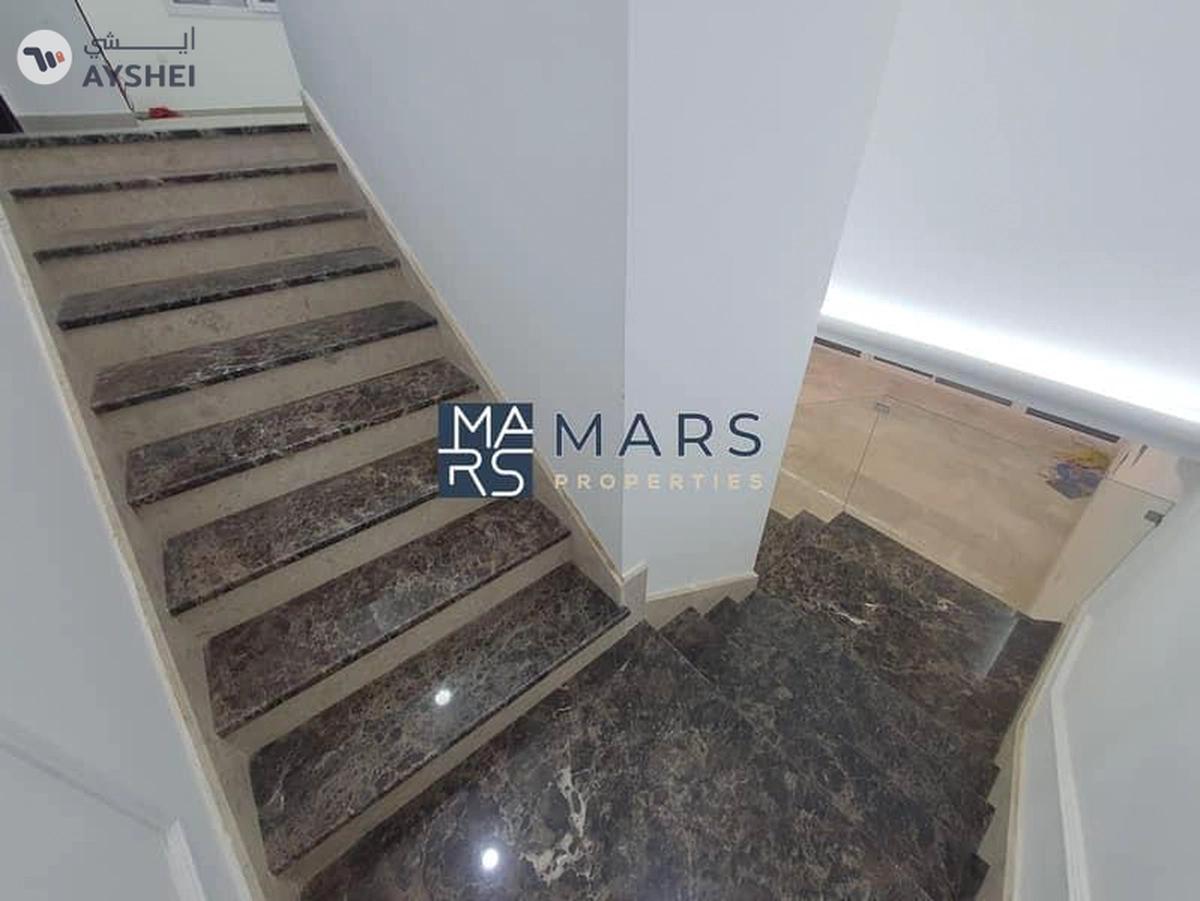 Specious Villa | Modren Finishing Availabile At Prime location-16-16