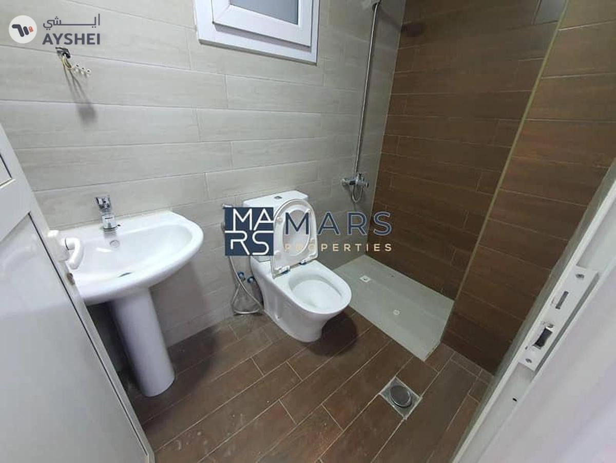 Specious Villa | Modren Finishing Availabile At Prime location-6-6