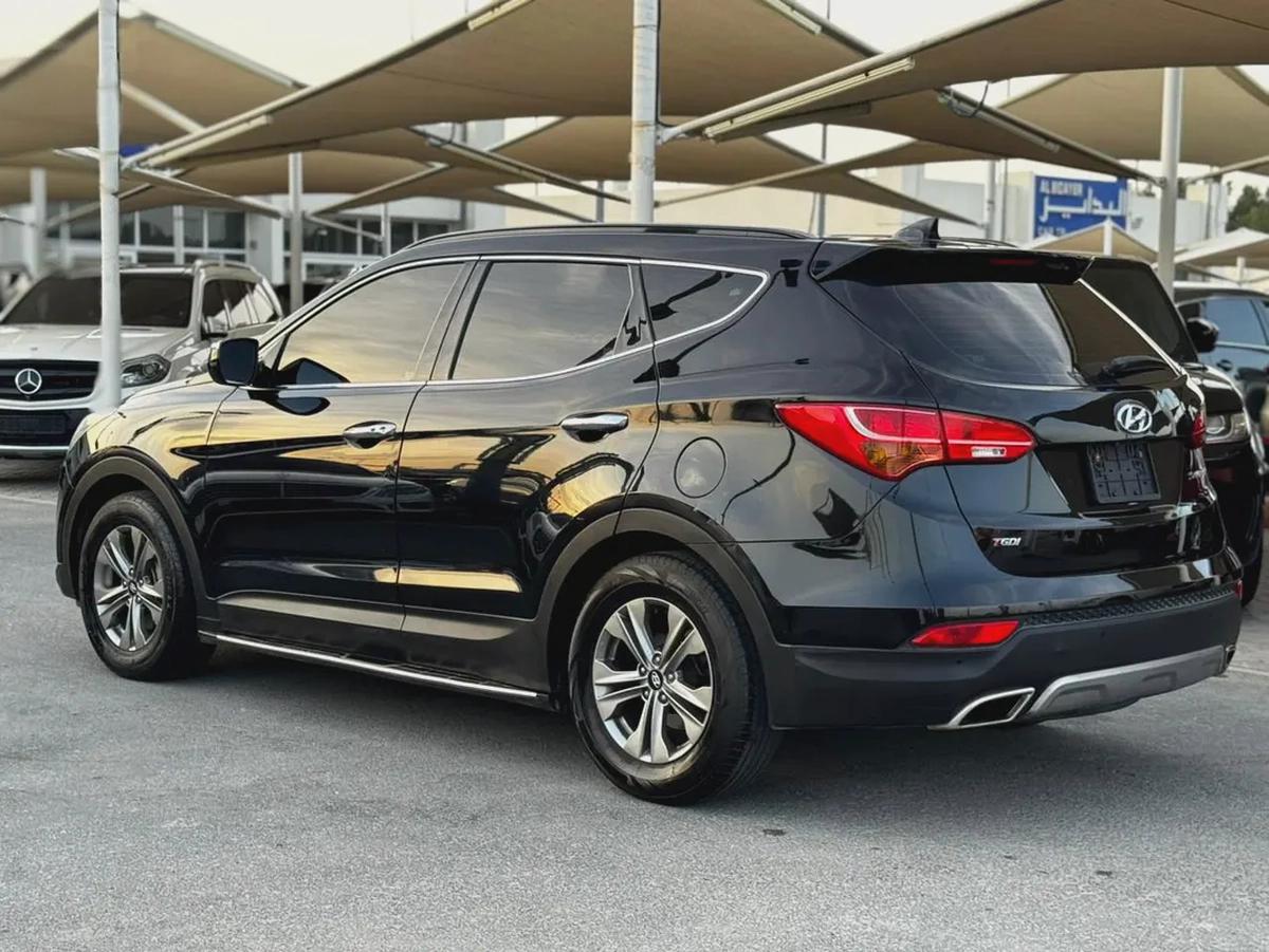 HYUNDAI//SANTAFE TGDI (2016)// KOREA// FULL OPTIONS//GOOD CONDITION//LOW MILLAGE//-4-4