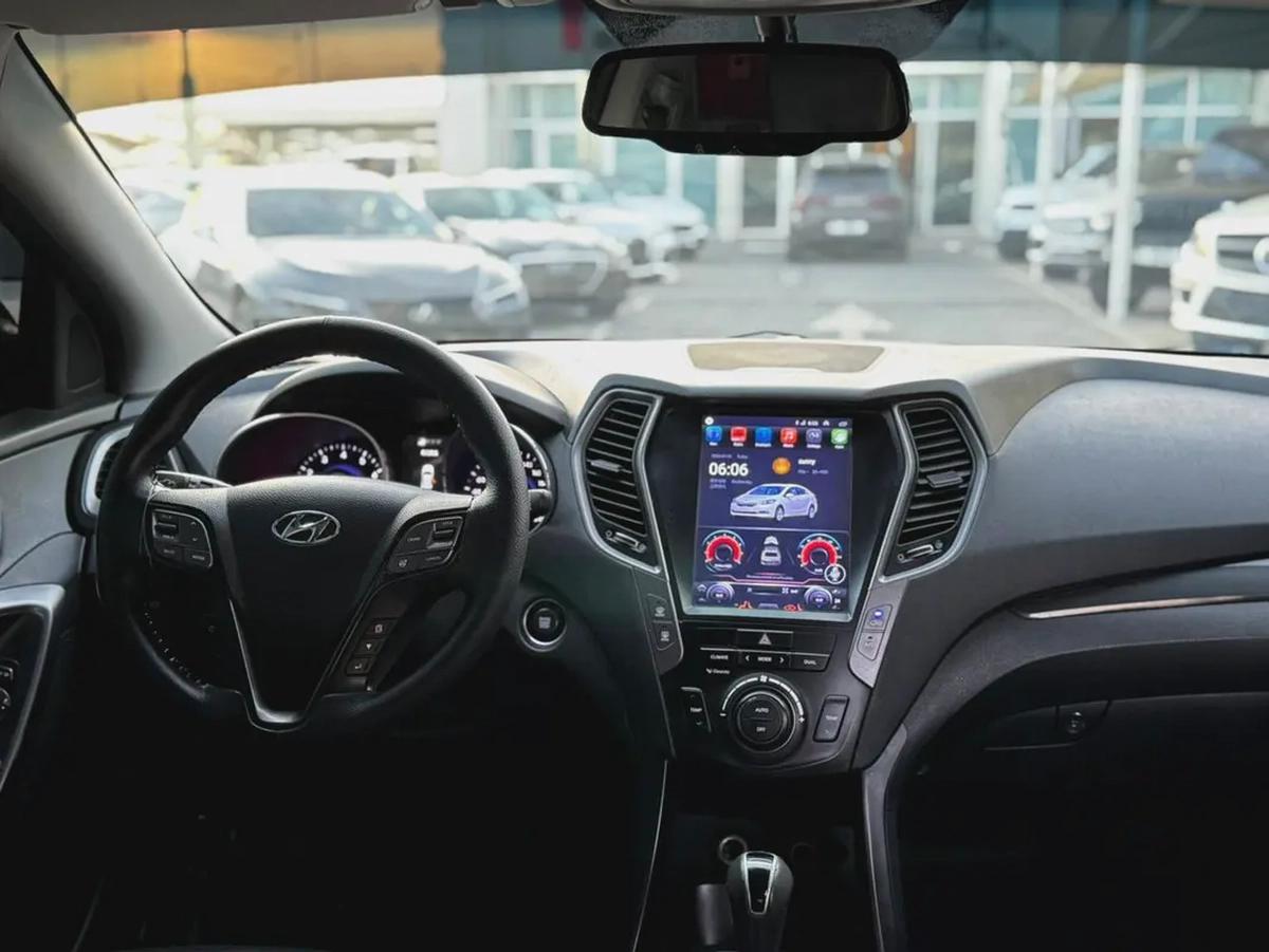 HYUNDAI//SANTAFE TGDI (2016)// KOREA// FULL OPTIONS//GOOD CONDITION//LOW MILLAGE//-8-8