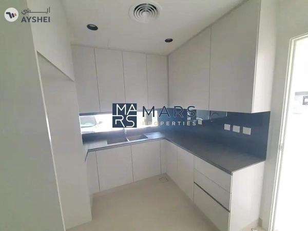 Brand New l Corner 3BHK In Masaar l First Living