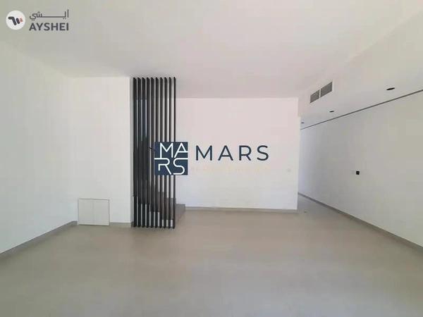 Brand New l Corner 3BHK In Masaar l First Living