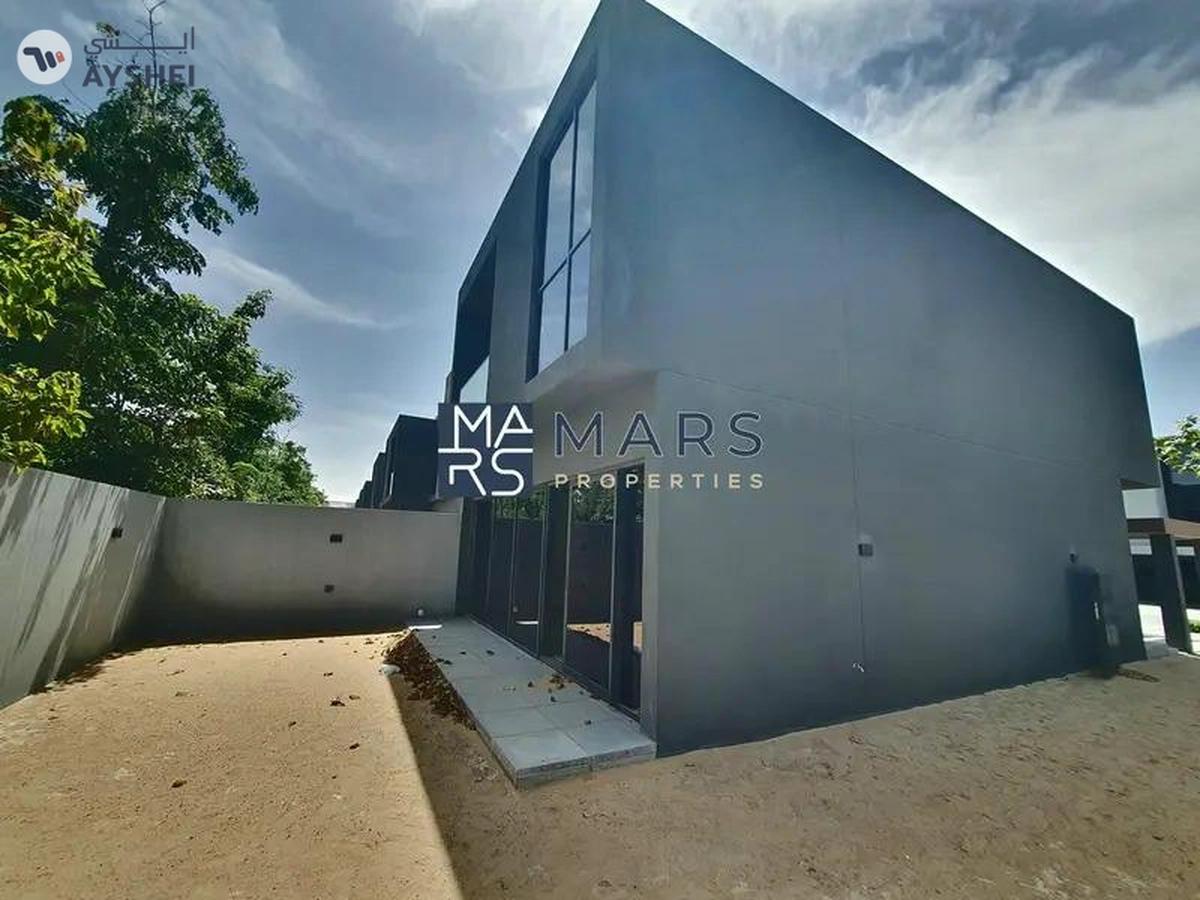 Brand New l Corner 3BHK In Masaar l First Living-8-8