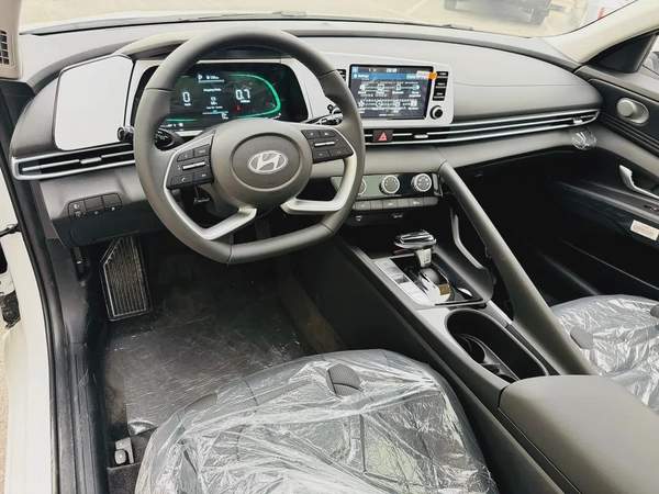 Hyundai Elantra 1.5L GLS 2025 0KM