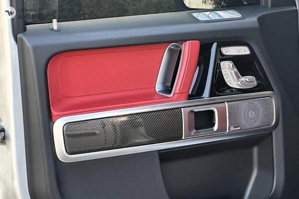 Mercedes-Benz GL 63 AMG Mercedes G63 4.0L V8 AT