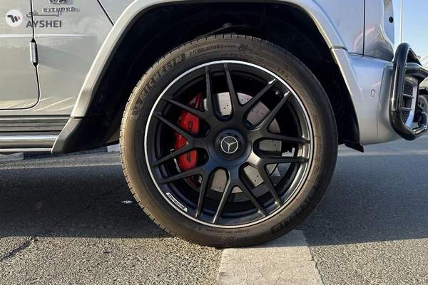 Mercedes-Benz GL 63 AMG Mercedes G63 4.0L V8 AT