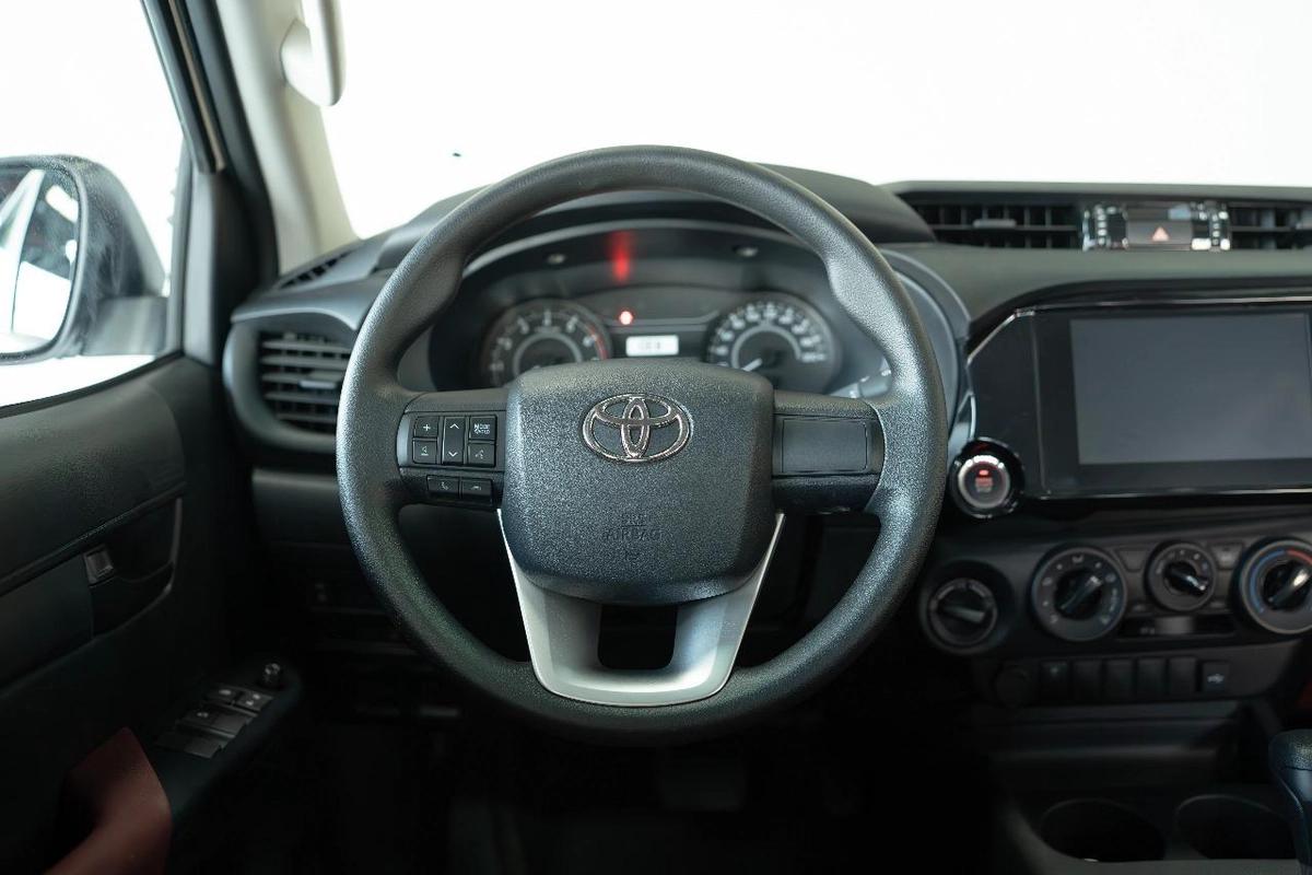 TOYOTA HILUX 2.7 Automatic 4WD 2024 GCC-4-4