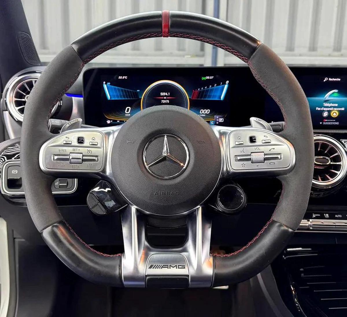 2022 Mercedes-Benz A 35 AMG 4MATIC | GCC Specs | Full Service History-4-4