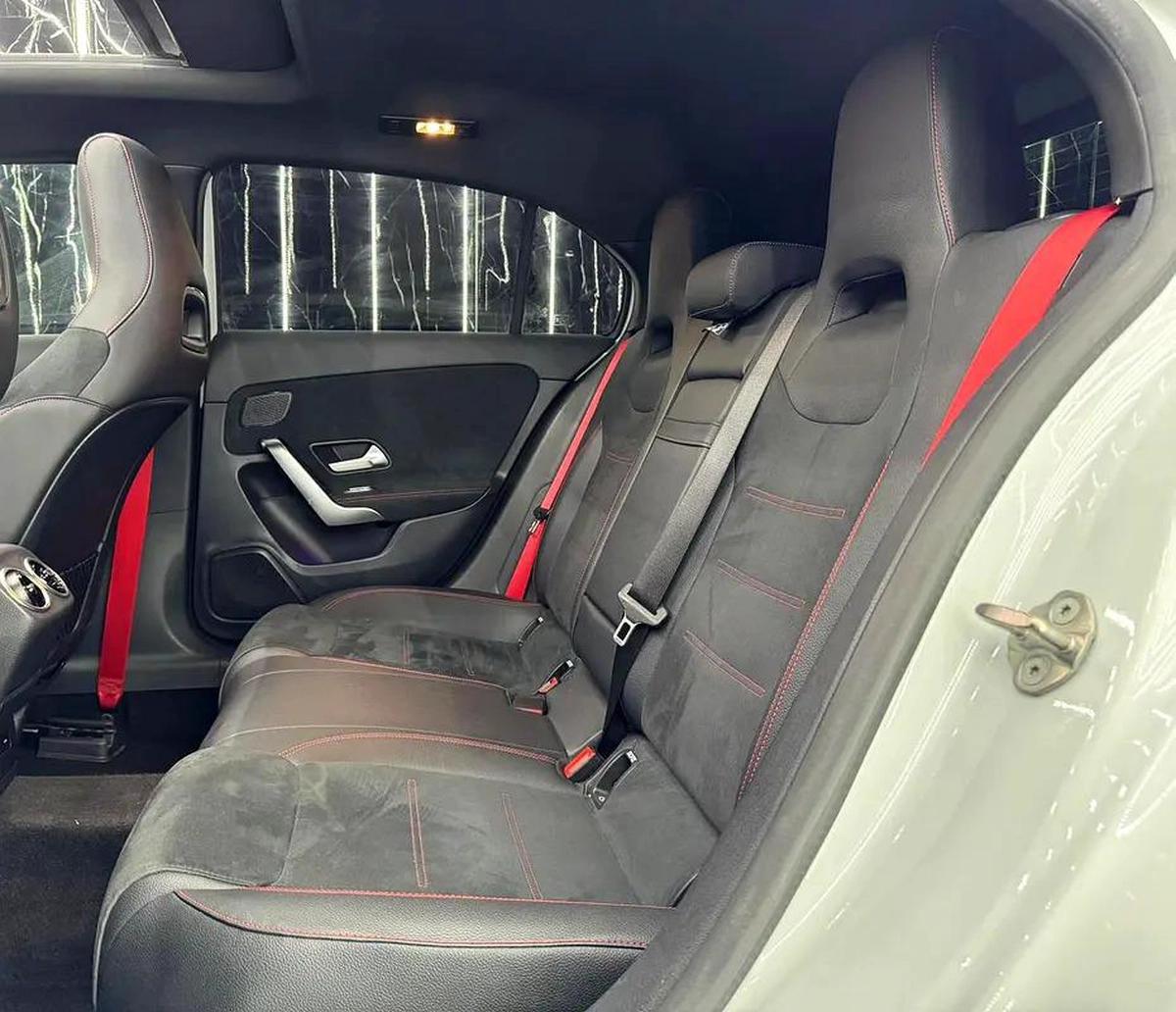 2022 Mercedes-Benz A 35 AMG 4MATIC | GCC Specs | Full Service History-3-3