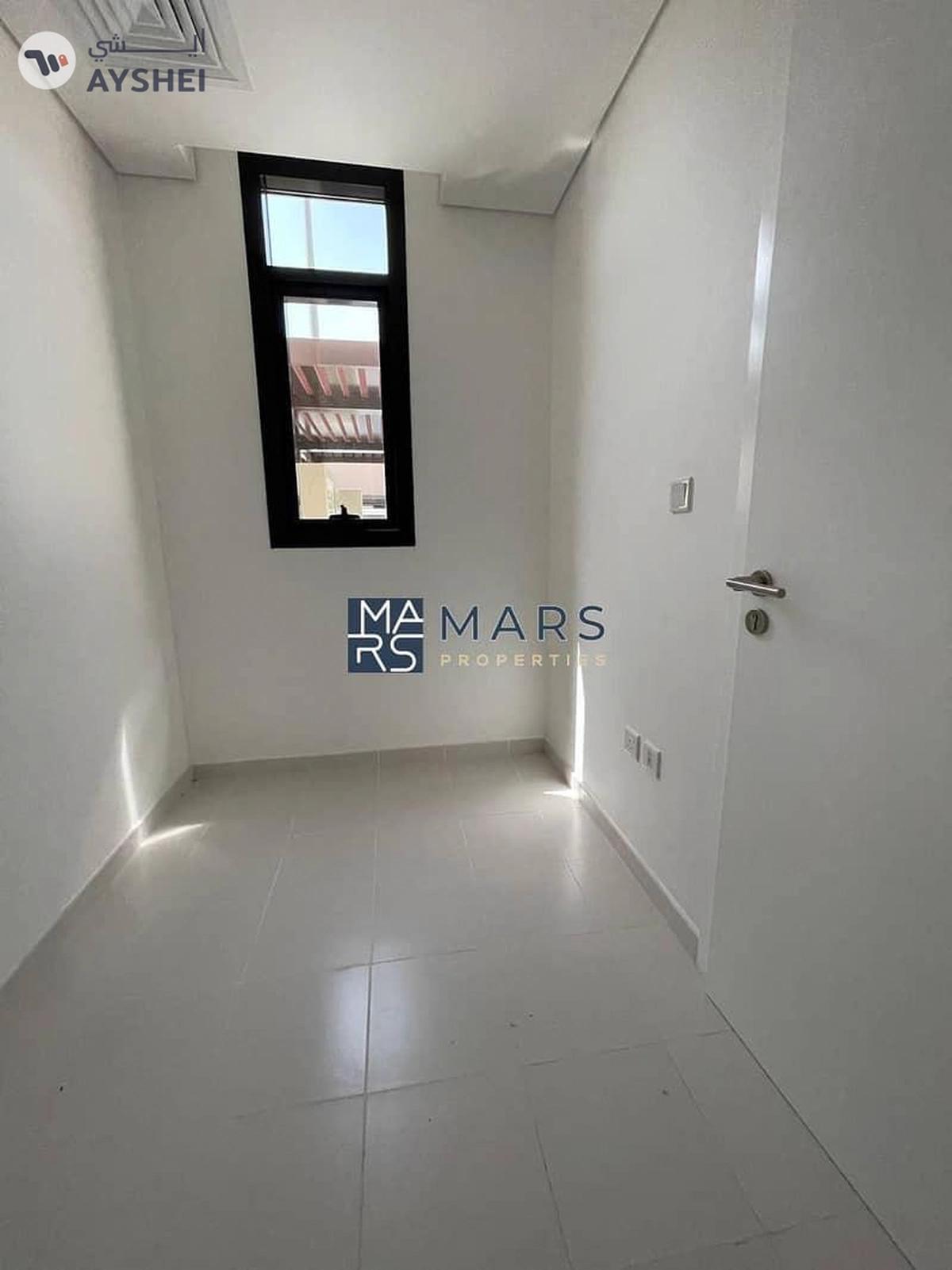 Luxury| Spacious| 2 Bedroom Twonhouse| With Maid Room+ Covered Parking| Best Price-15-15