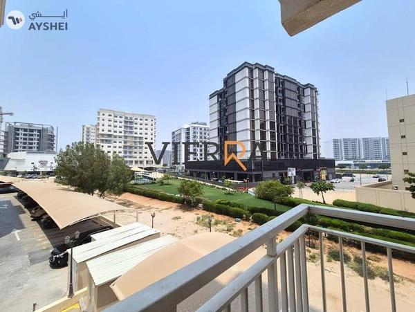 Mazaya 19, Queue Point, Liwan, Dubai