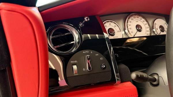 Rolls-Royce Dawn Rolls-Royce Dawn 2017 - Bespoke Edition - Silver Package