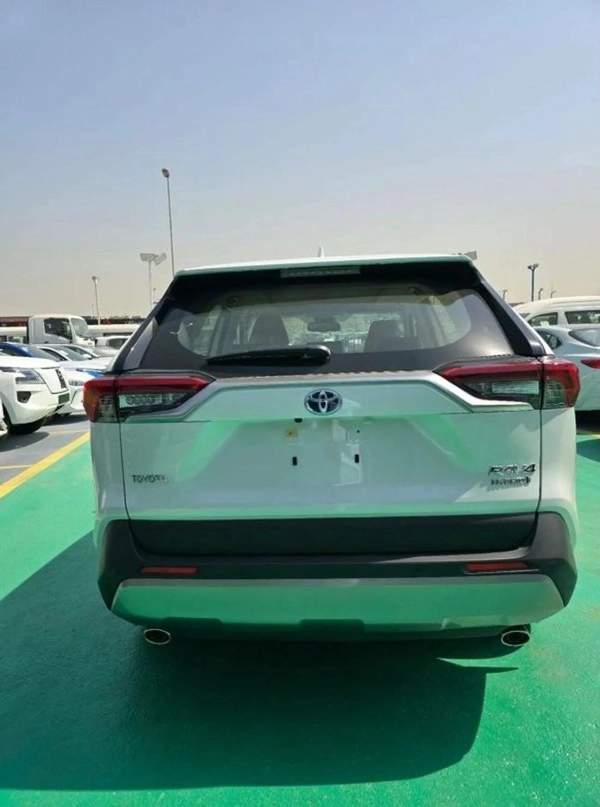 Toyota RAV4 ADVENTURE 2.5L HYBRID WITH RADAR 2025 GCC