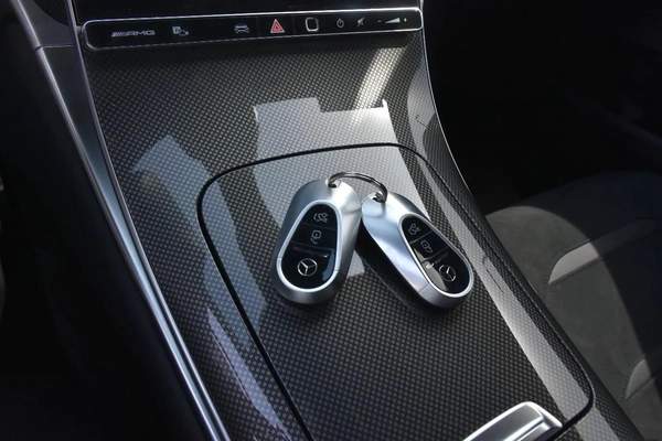 AMG GLC43 COUPE 2024 | WHITE