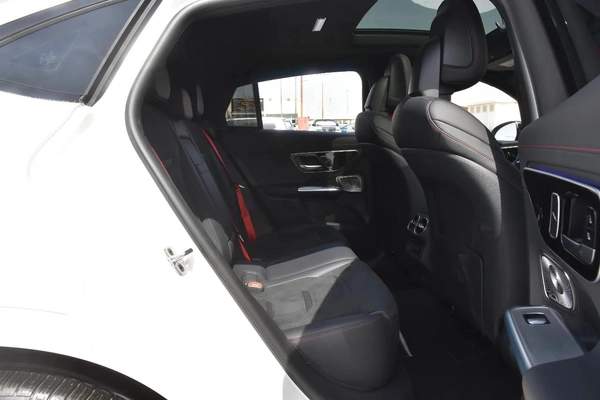 AMG GLC43 COUPE 2024 | WHITE