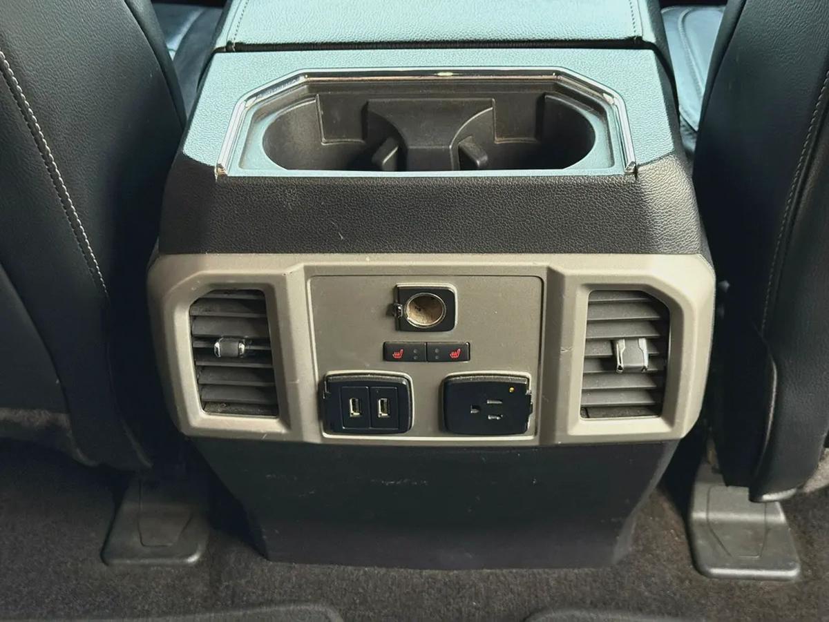 Ford F150 -2018 American specs, top of the line, in excellent condition.-13-13