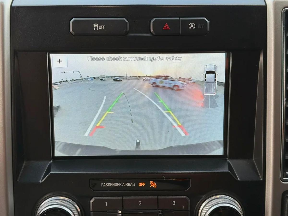 Ford F150 -2018 American specs, top of the line, in excellent condition.-17-17