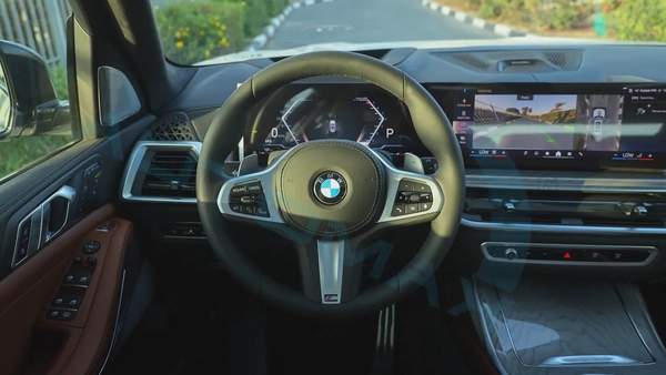 ( Only For Export ) 2026 BMW X7 xDrive 40i M 3.0T GCC BRAND NEW
