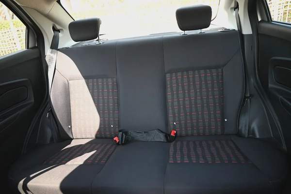 0% DP - AGENCY MAINTAINED - FORD FIGO 1.6L V4 2020 - ORIGINAL PAINT - GCC