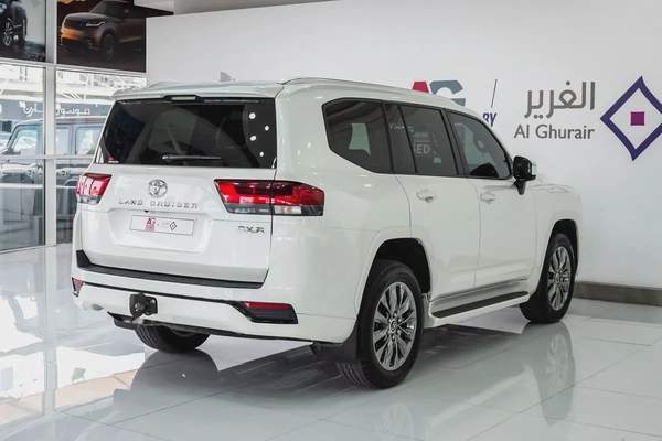 1 YR WARRANTY | 4.0 GXR | GCC | AED 4,000 PM