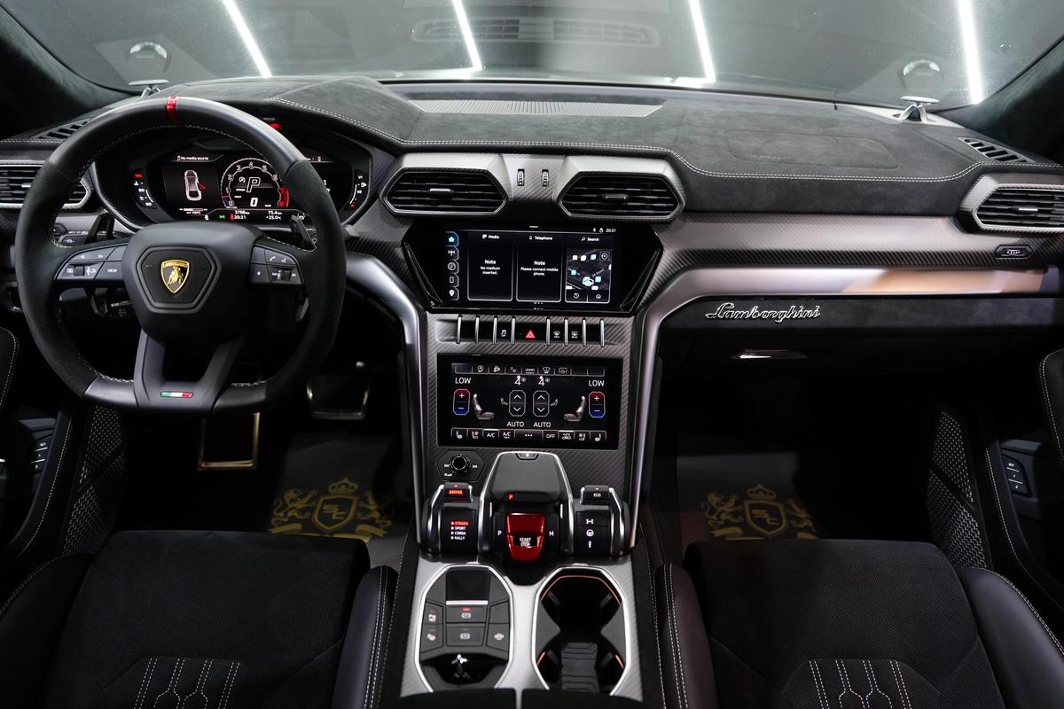 Lamborghini Urus Performante 2024-5-5